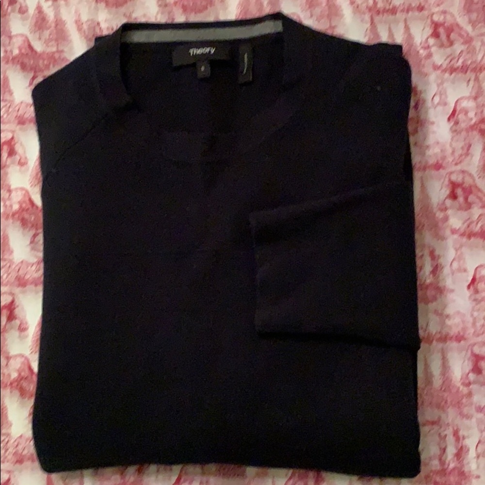 Men’s Theory sweater